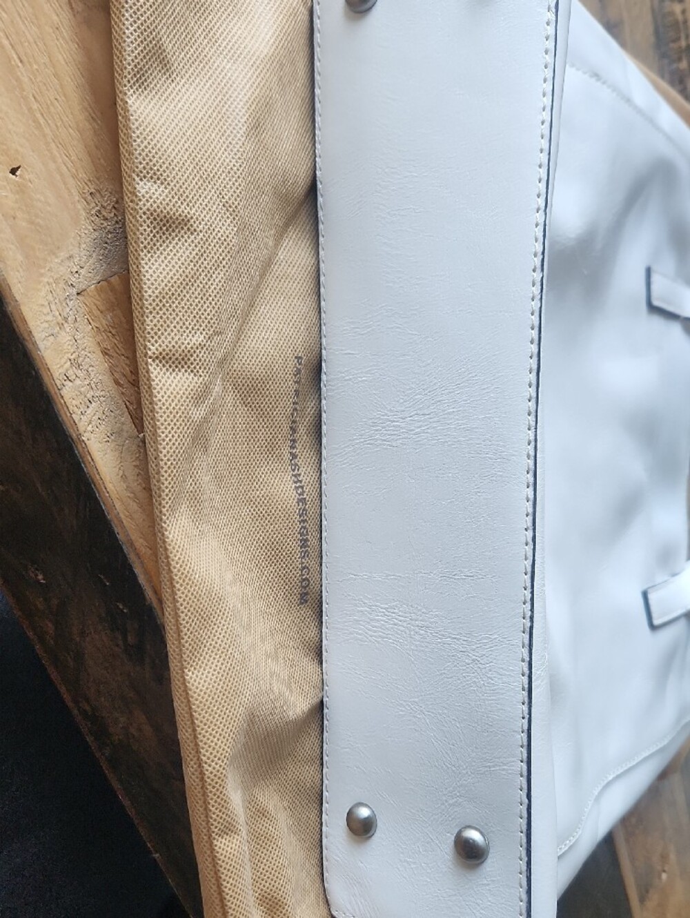 Patricia Nash White Women’s Tote Bag - Clean Minimalist Design - Picture 3 of 7